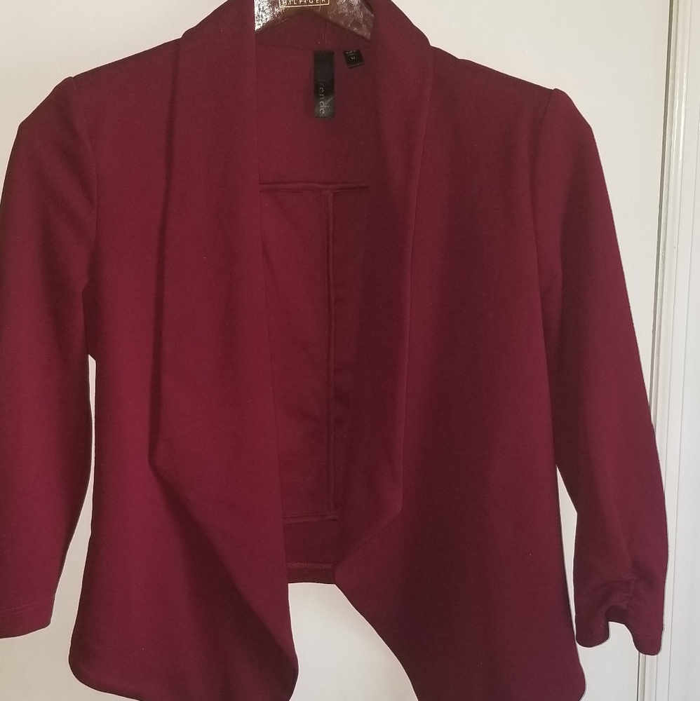 TRENDE CROPPED  BLAZER SZ M